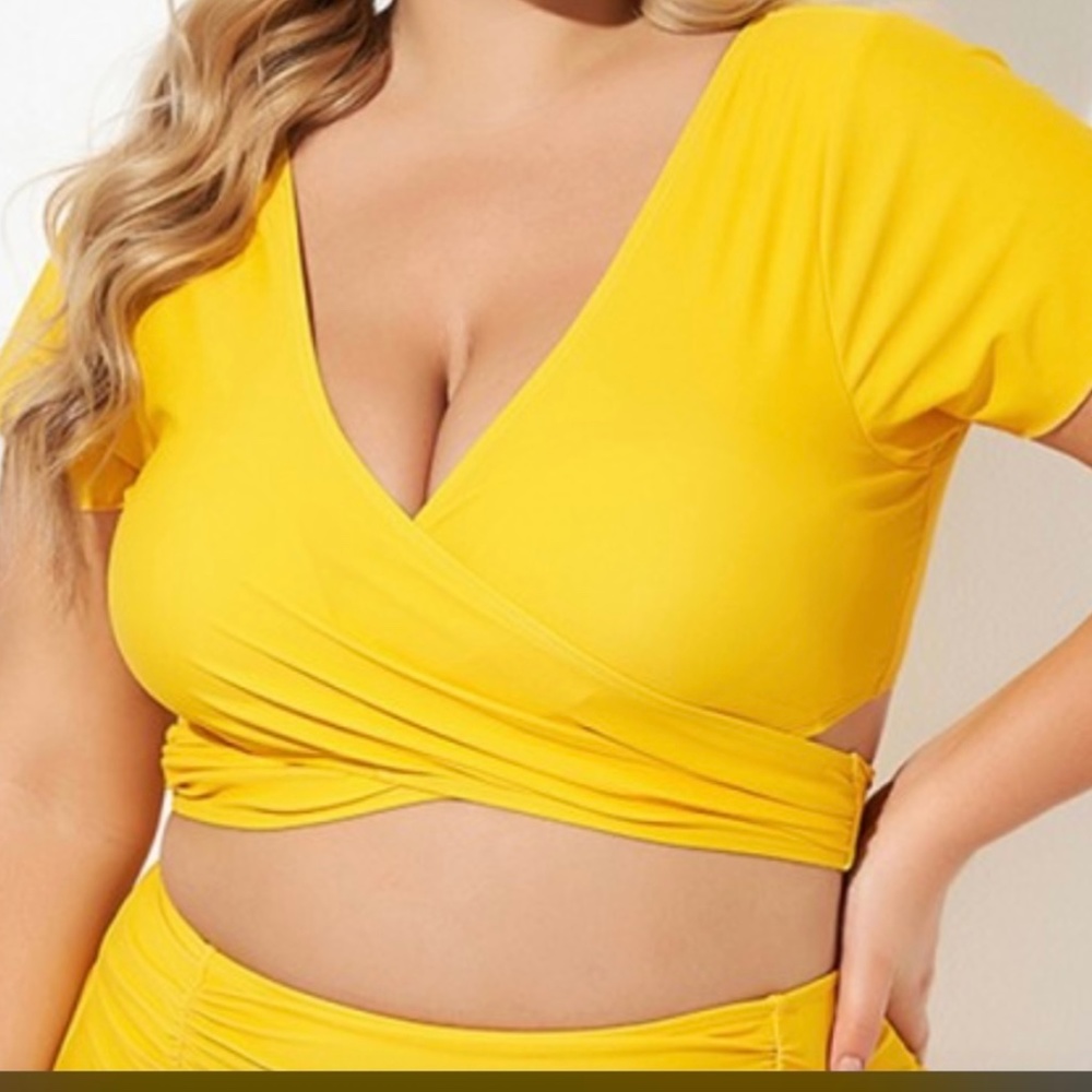 Women’s large 2 piece brand new swimsuit
